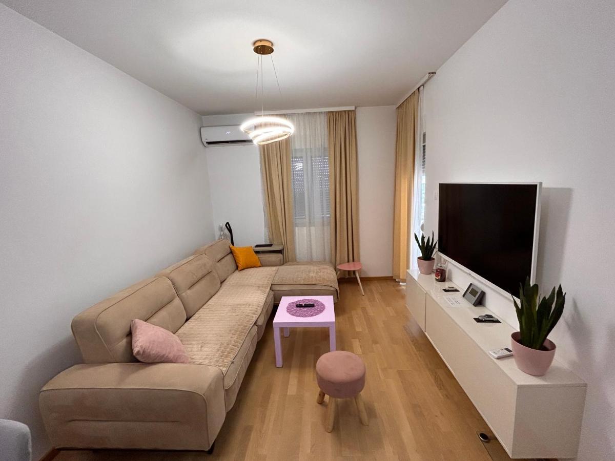 Апартаменты Flat Mara, Pet Friendly Подгорица Экстерьер фото